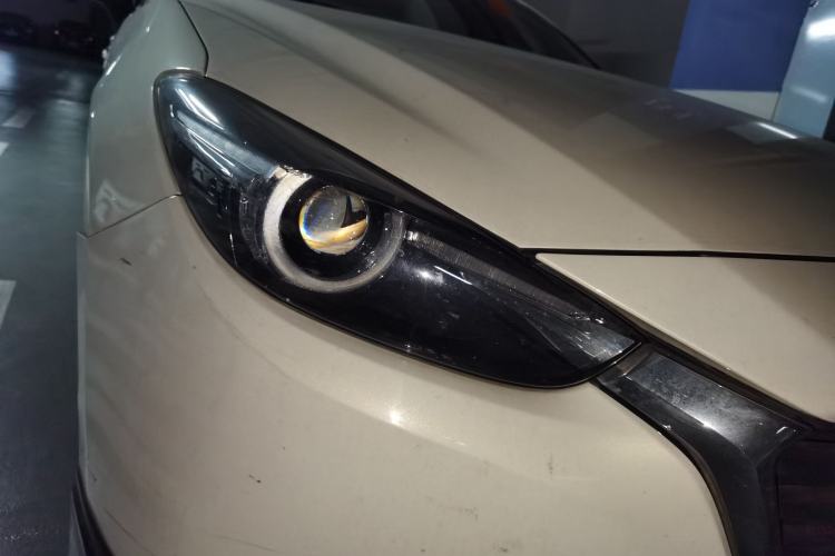 Used Mazda Mazda 3 Axela 2017 Sedan 1.5L Automatic Luxury Model China VI Standard
