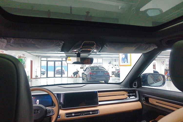 Used Geely Auto icon 2023 1.5TD Chocolate Smoothie Edition
