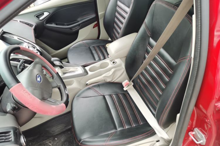 Used Ford Focus 2012 Sedan 1.6L Automatic Comfort Model Left Front Seat