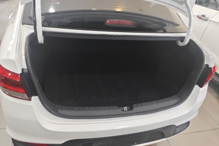 Used Kia K2 2017 Sedan 1.4L Automatic GLS
