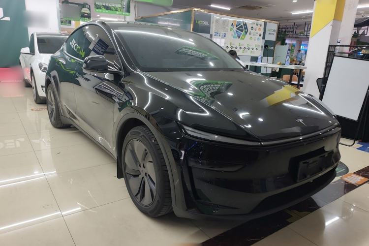 Used Tesla Model Y 2025 Updated Version Long-Range All-Wheel Drive Front Right 45 Deg