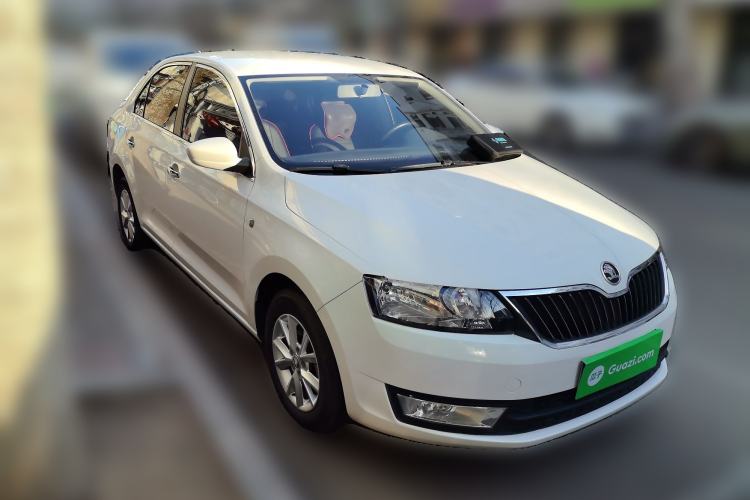 Used Skoda Rapid 2015 1.4L Manual Enjoyment Model