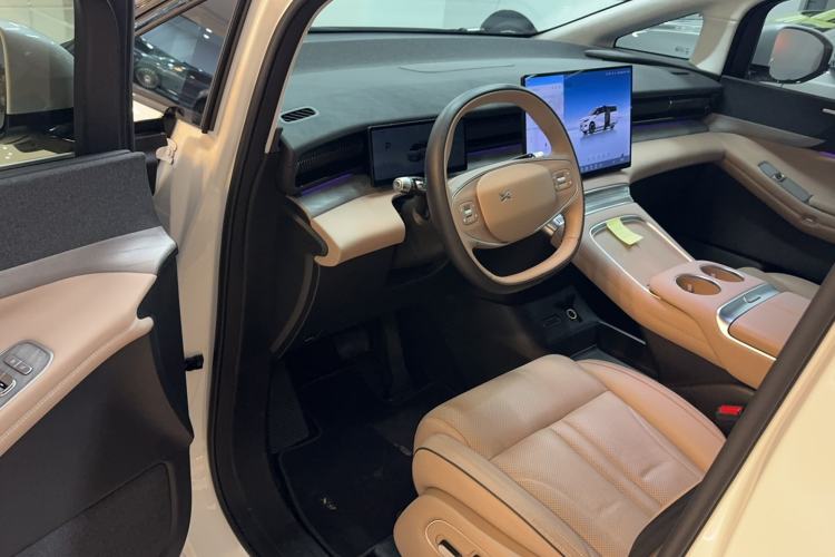 Used XPeng X9 2024 702 Ultra-Long Range Max