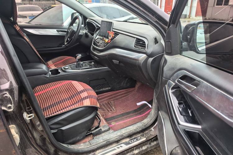 Used Soueast DX7 2018 Prime 1.5T Manual Luxury Model China V Standard