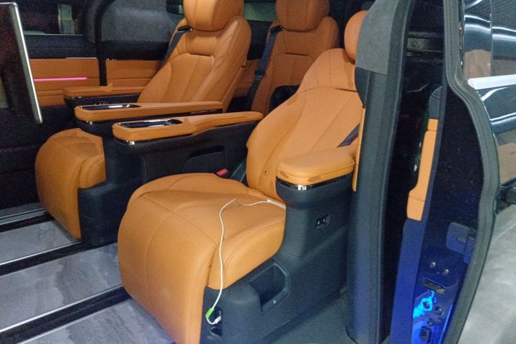 Used Geely Galaxy LEVC L380 2025 805 km Flagship Version All-Wheel Drive