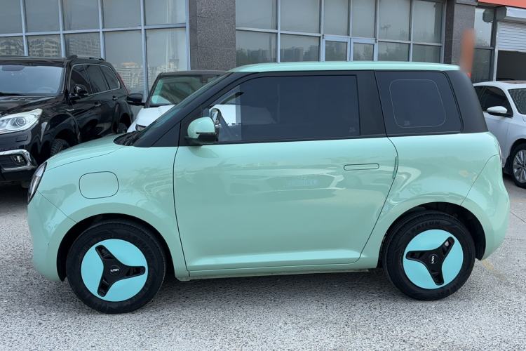 Used CHANGAN NEVO Lumin 2022 155 km – Refreshingly Sweet Edition Exterior 3