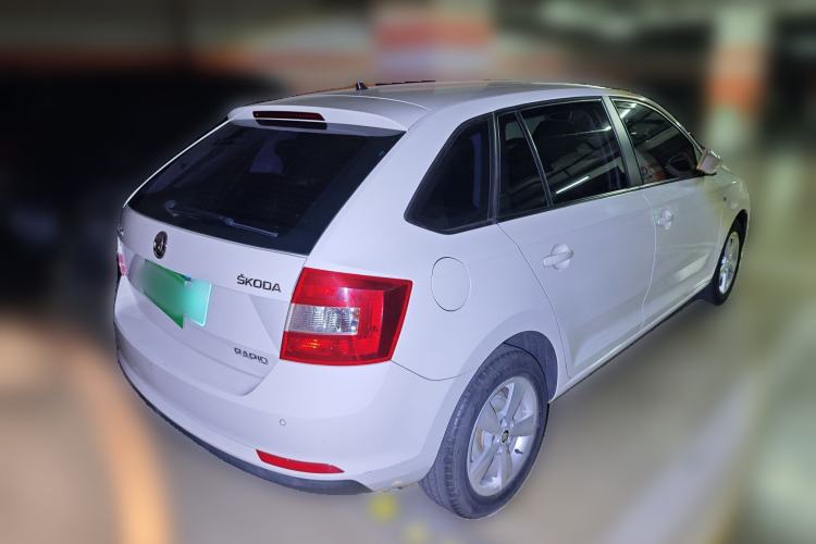 Used Skoda Rapid Spaceback 2014 1.6L Manual Enjoyment Edition