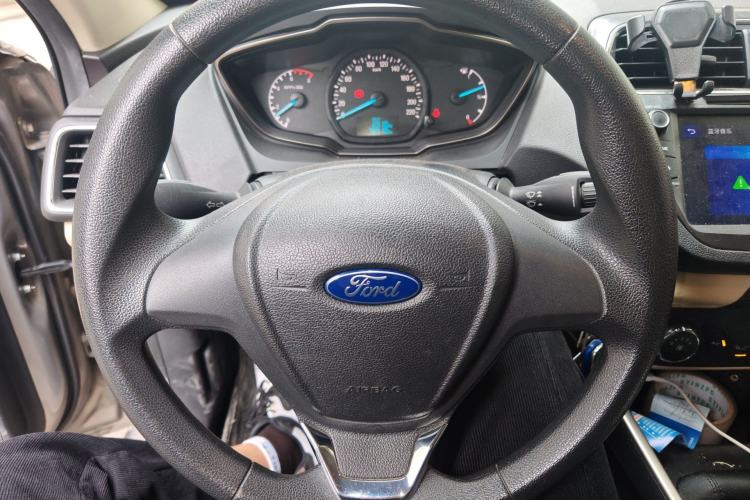 Used Ford Escort 2015 1.5L Manual Comfort Model Steering Wheel