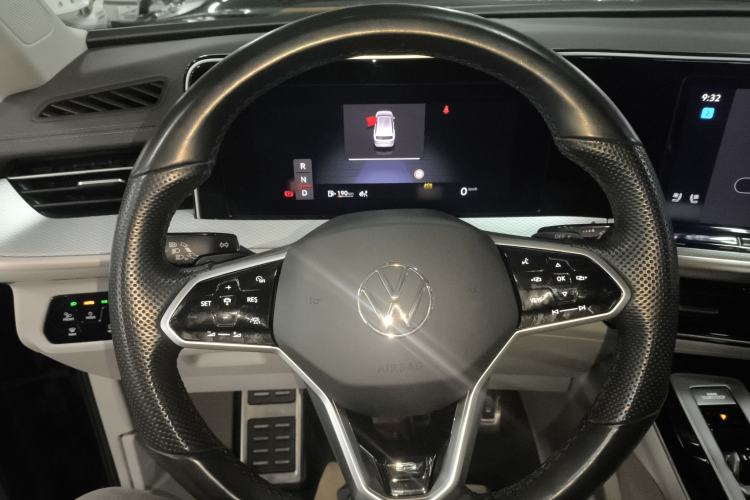 Used Volkswagen Tavendor 2023 380TSI Four-Wheel Drive R-Line Cruise Edition Steering Wheel