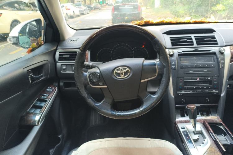 Used Toyota Camry 2015 2.0G Premier Edition