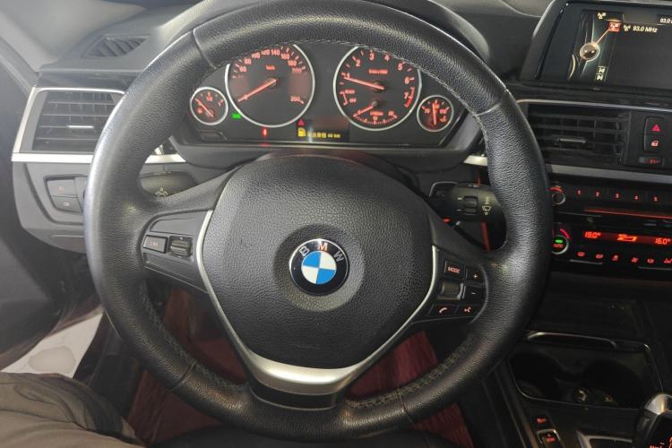 Used BMW 3 Series 2017 320Li Fashion Model Steering Wheel