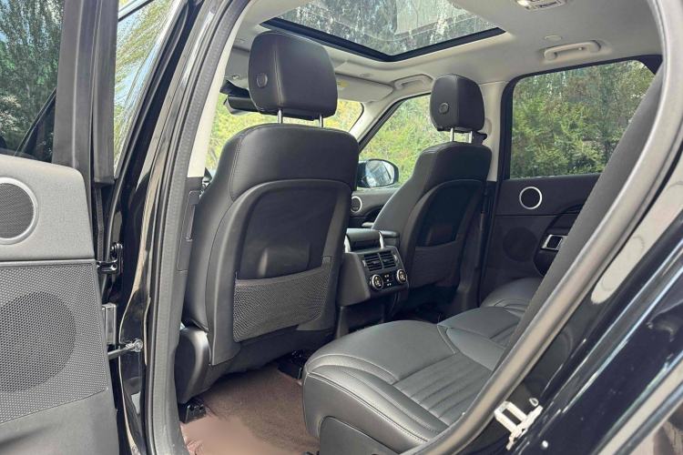 Used Land Rover Discovery 2024 360 PS S