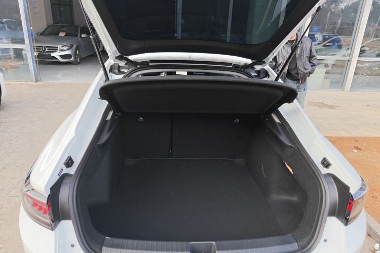 Used Volkswagen Lamando 2024 Lingdu L 200TSI DSG Trendy & Spicy Edition
