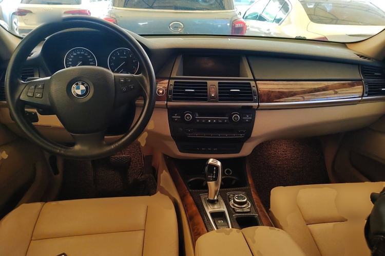 Used BMW X5 2011 xDrive35i Leading Model