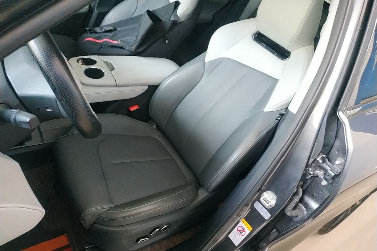 Used CHANGAN UNI-Z 2025 1.5T Premium Edition Left Front Seat