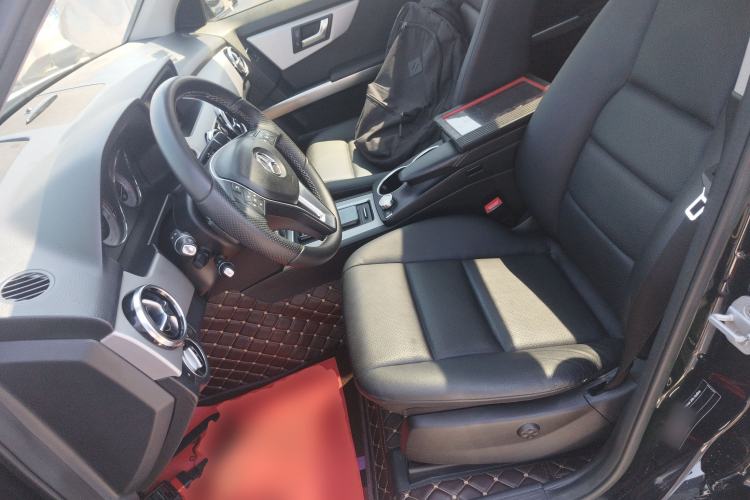 Used Mercedes-Benz GLK-Class 2014 GLK 260 4MATIC Dynamic Model Left Front Seat