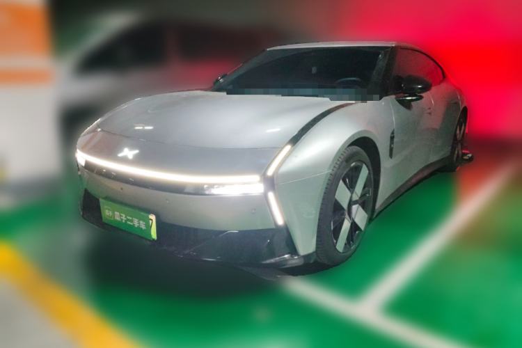 Used XPeng P7 2025 Model—750 All-Wheel-Drive High-Performance Ultra