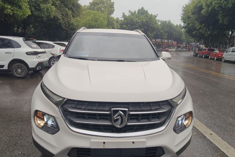 Used Baojun 510 2017 1.5L Automatic Fashion Model Front
