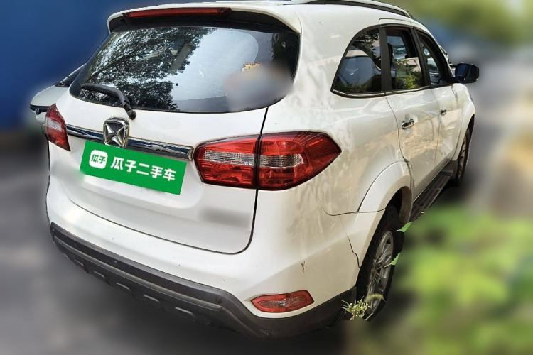 Used JMC Yusheng S350 2013 2.4T Automatic 2WD Diesel Luxury Edition 5 Seats