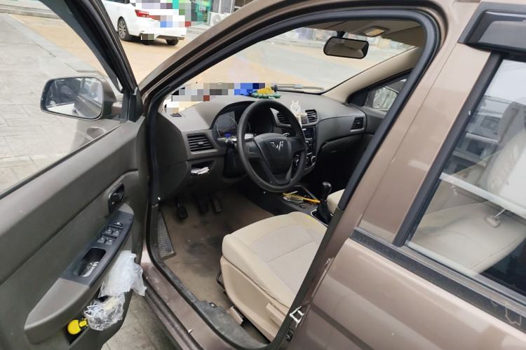 Used Wuling Hongguang 2015 1.5L S Basic Version China V Standard