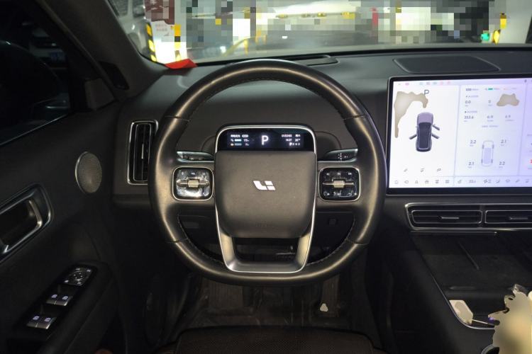 Used Li Auto L8 2023 Pro Model
