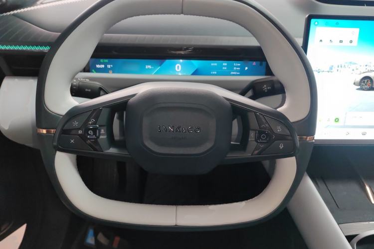 Used Lynk & Co Z10 2025 95 kWh 702 km All-Wheel Drive Intelligent Driving Ultra