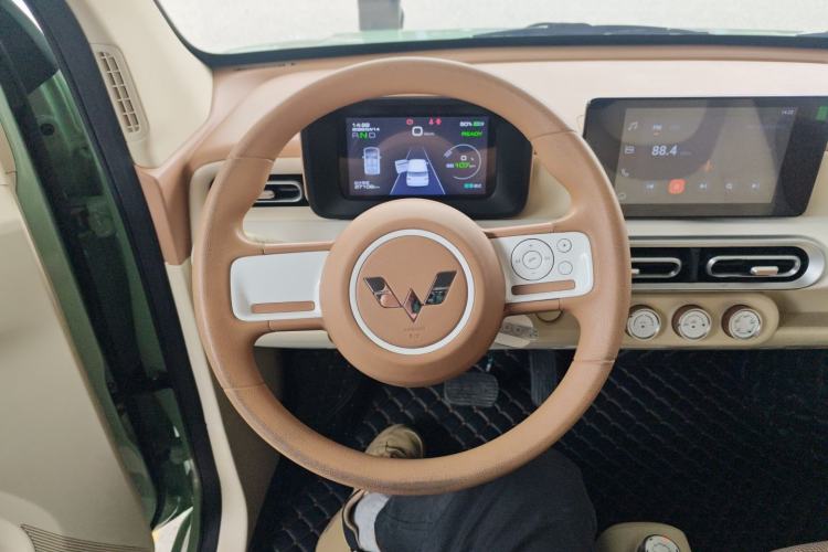 Used Wuling Hongguang MINIEV 2024 3rd Generation 215km Advanced Version Steering Wheel