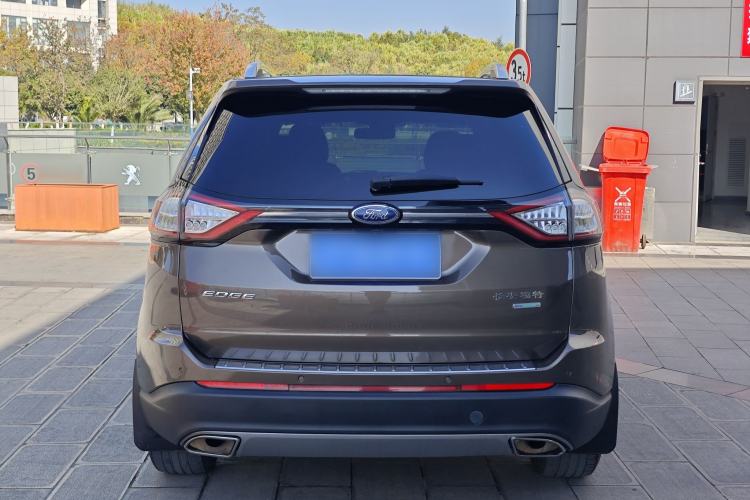 Used Ford Edge 2016 EcoBoost 245 Two-Wheel-Drive Titanium 7-Seater
