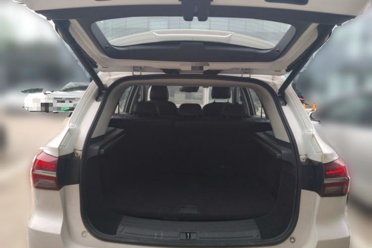 Used Roewe RX5 New Energy 2017 eRX5 50T Hybrid Connected Prestige Flagship Edition
