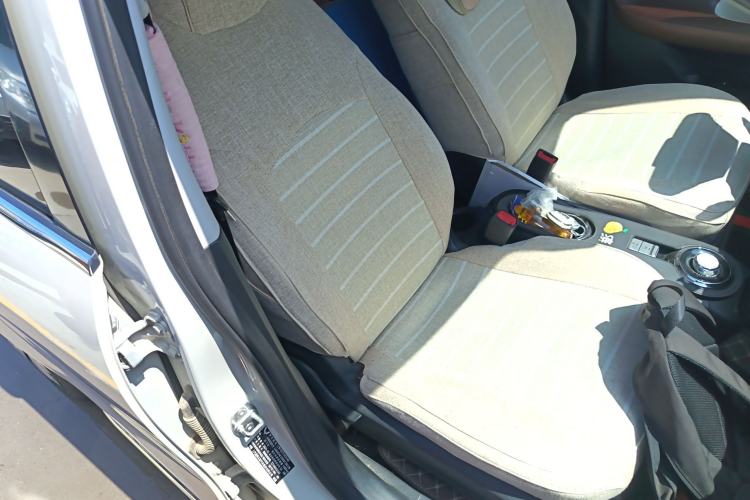 Used Wuling Bingo 2024 333 km Enjoyment Version Right Front Seat