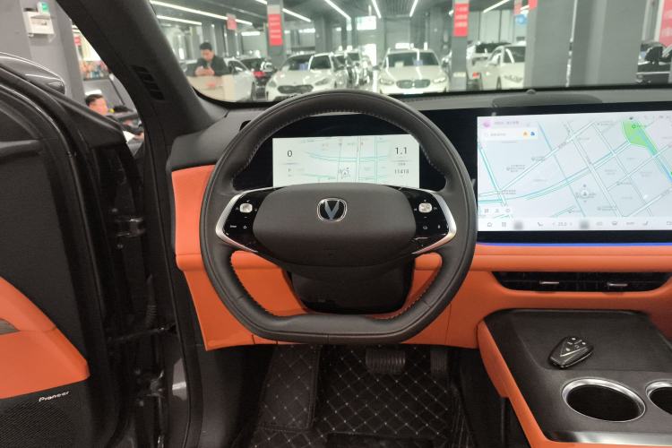 Used CHANGAN CS75 PLUS 2025 4th Generation 1.5T New Blue Whale Smart Flagship Version Steering Wheel