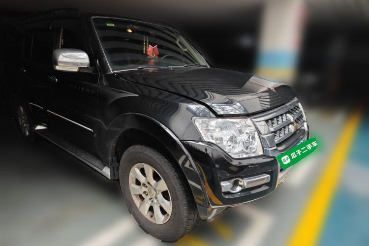 Used Mitsubishi Pajero 2016 3.0L Automatic Prestige Version China IV Standard