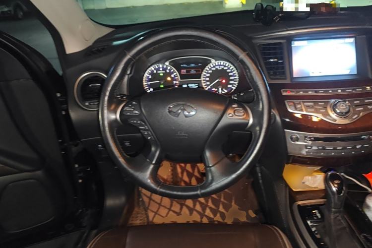 Used Infiniti QX60 2018 2.5 S/C Hybrid Two-Wheel-Drive Champion Family Edition
