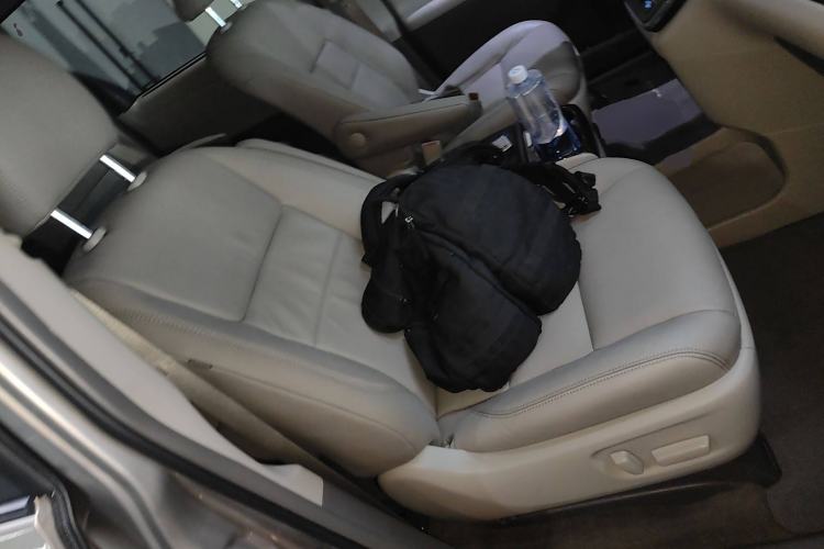 Used Toyota Sienna 2016 3.5L Two-Wheel Drive 7-Seater Parallel Import
