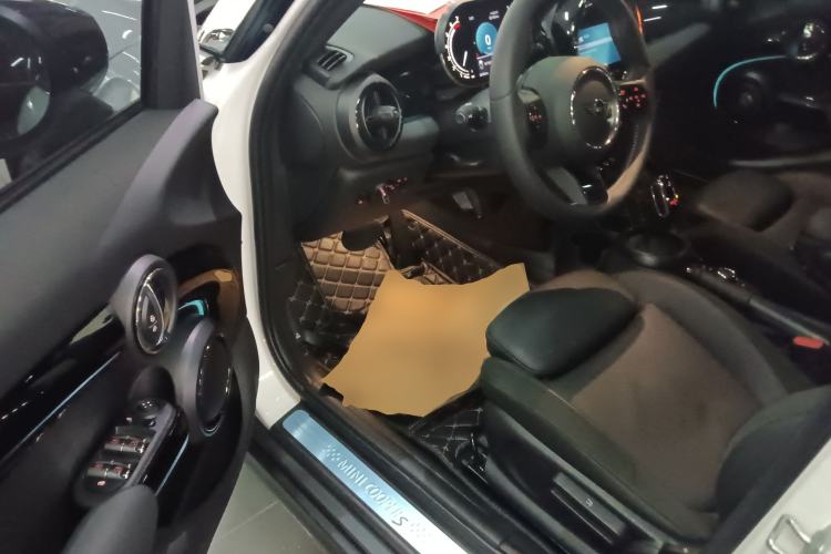 Used MINI MINI 2023 Facelift 2.0T COOPER S Artist Five-Door Edition