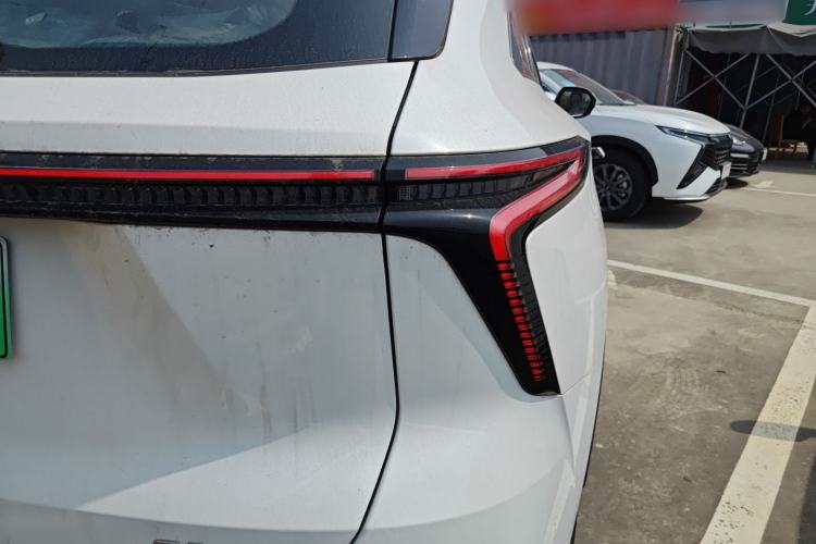 Used Cowin Kunlun 2024 Kunlun iHD 150km Mountain Peak Edition Right Rear Taillight