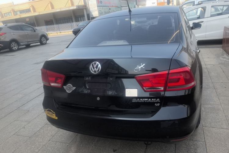 Used Volkswagen Santana 2015 1.6L Manual Fashion Edition
