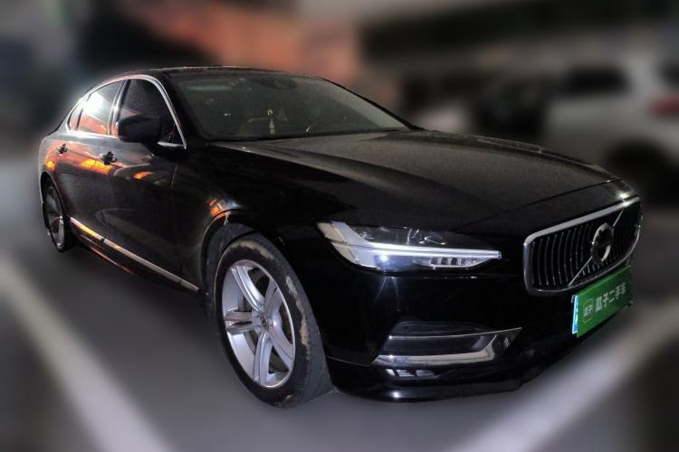 Used Volvo S90 2018 T5 Zhiyuan Edition
