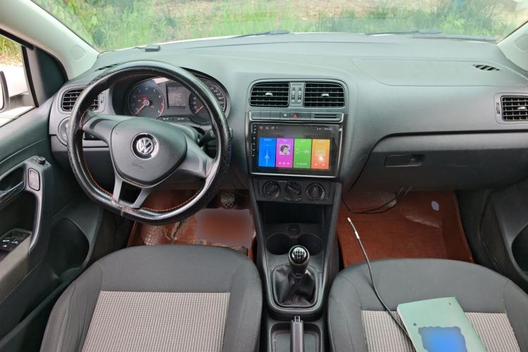 Used Volkswagen Polo 2016 1.4L Manual Fashion Model