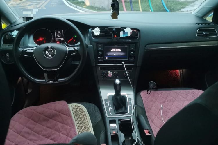 Used Volkswagen Golf 2015 1.6L Automatic Comfort Model
