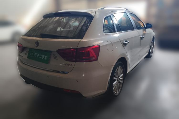 Used Volkswagen Gran Lavida 2013 1.6L Manual Comfort Model
