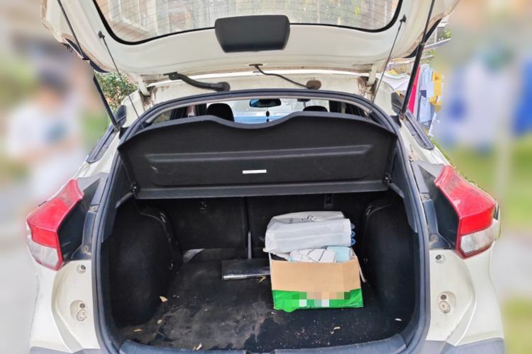 Used Nissan Kicks 2018 1.5L CVT Smart Connect Luxury Edition
