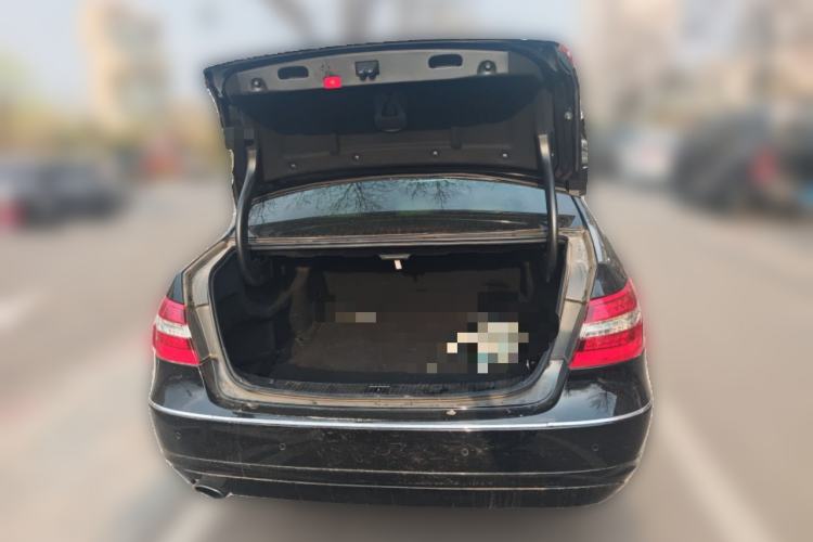 Used Mercedes-Benz E-Class 2012 E 260 L CGI Fashion Model
