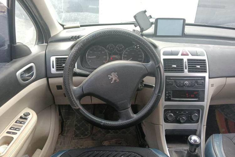 Used Peugeot 307 2013 Hatchback 1.6L Manual Comfort Edition Steering Wheel