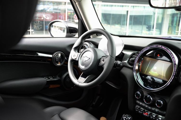 Used MINI 2022 Updated 2.0T COOPER S Classic Edition Five-Door Version Interior 7