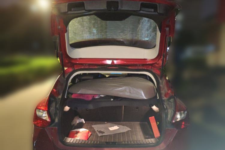 Used Ford Focus 2012 Hatchback 1.6L Automatic Fashion Edition Trunk