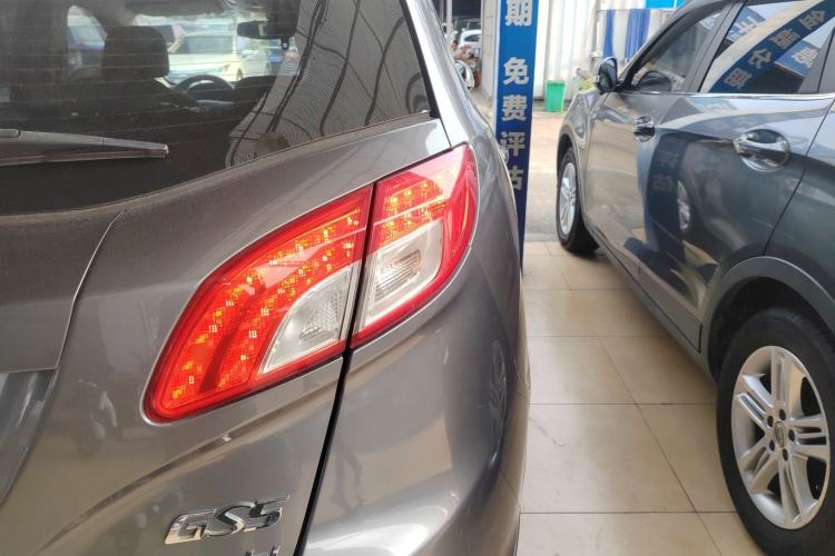 Used GAC Trumpchi GS5 2012 2.0L Manual Two-Wheel Drive Comfort Edition
