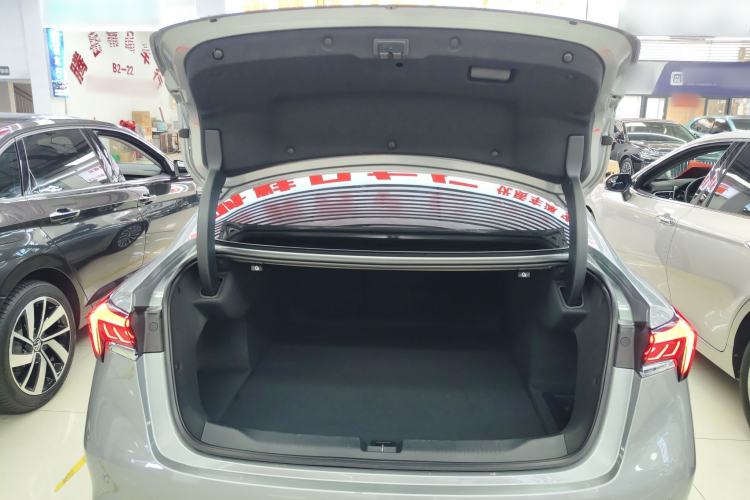 Used Buick LaCrosse 2023 28T Prestige Edition
