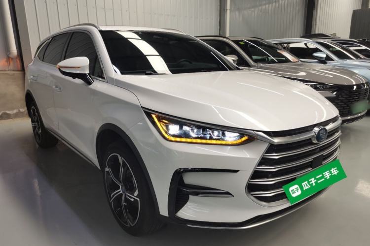 Used BYD Tang New Energy 2021 DM-i 112KM Prestige Model Front Right 45 Deg