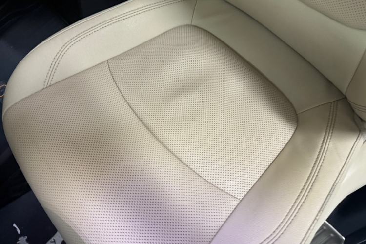 Used Toyota SIENNA 2021 2.5L Hybrid Ultimate Edition Interior 11